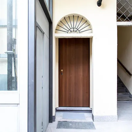 Pavia - Esclusivo Appartamento In Pieno Centro Exterior photo